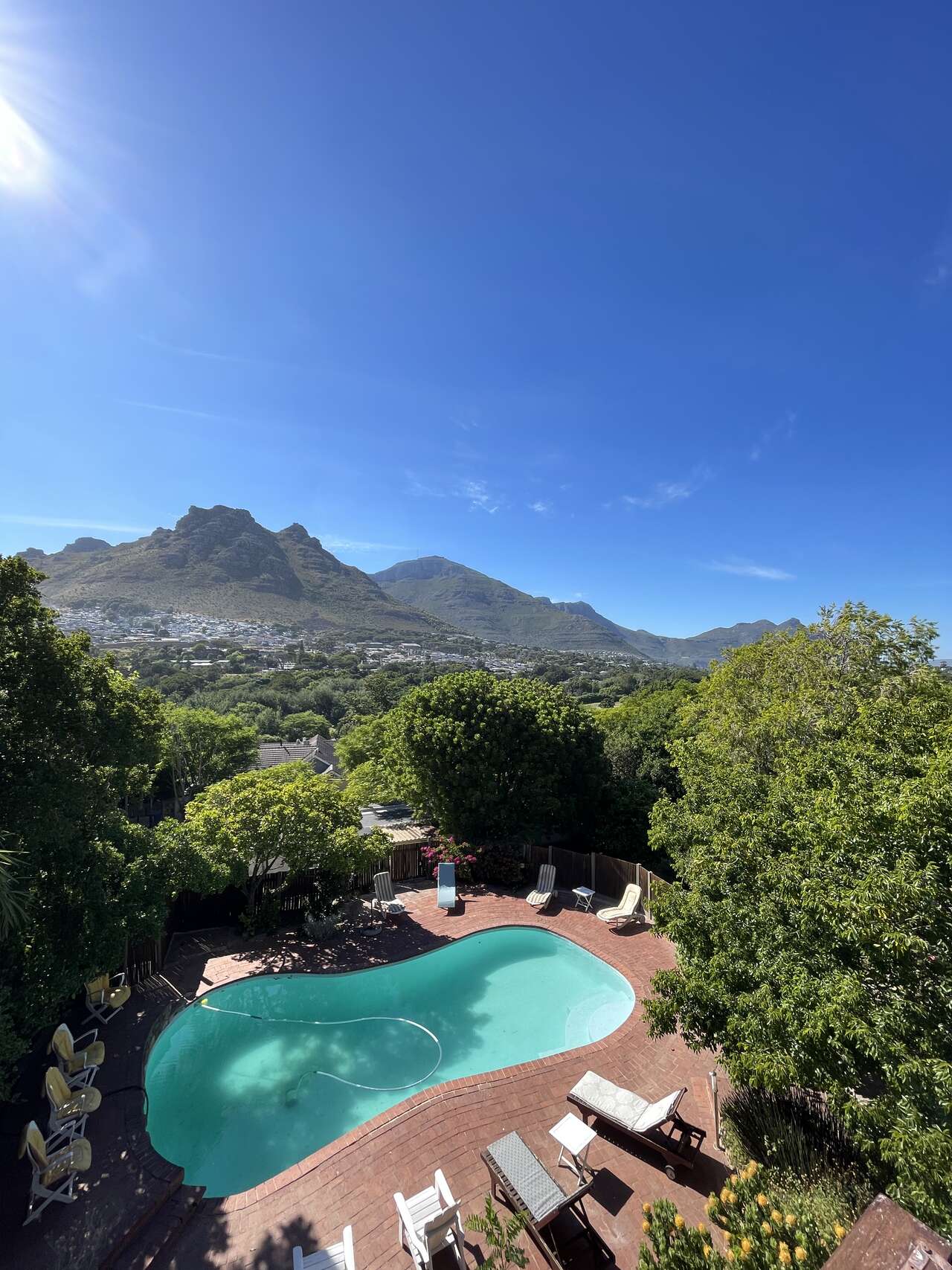 Guesthouse pool