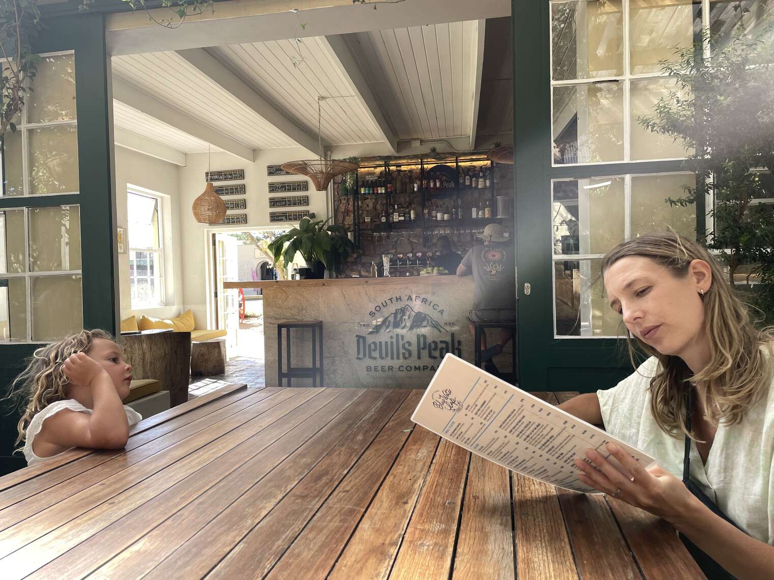 Kommetjie bar