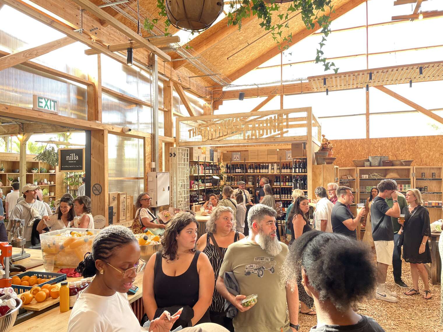 Market wine shop